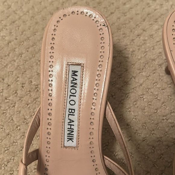 Manolo Blahnik Beige Solimaso Mules - Picture 10 of 11